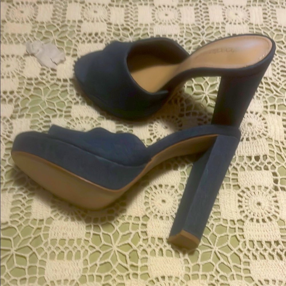 Shoe Dazzle Black Mules with Comfortable Slip-On Design